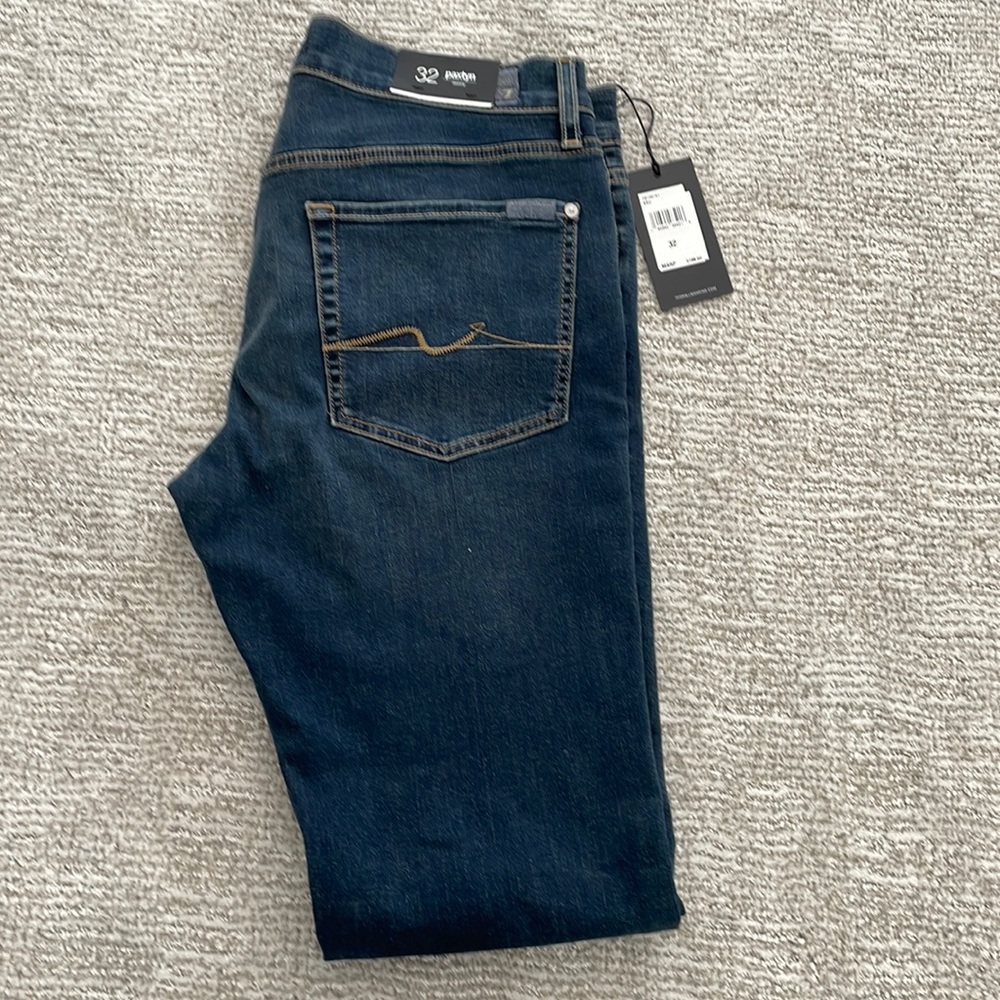New with tags Men’s jeans. They didn’t fit my boyfriend.